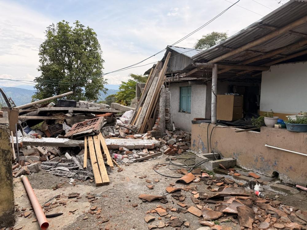 Vivienda afectada por el terremoto
